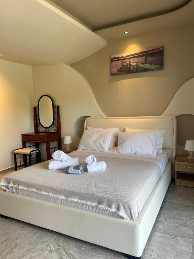 Suites Ris Nea Peramos  Exterior photo
